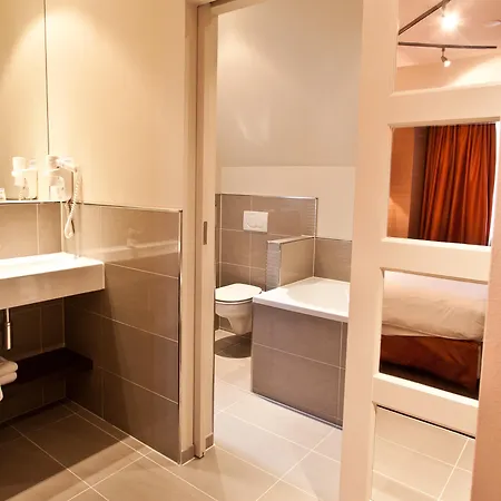 The Delphi - Townhouse Hotel 4*