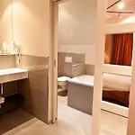 The Delphi - Townhouse Hotel 4*