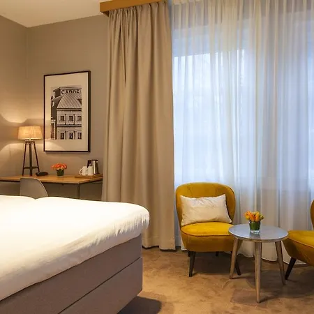 ホテル The Delphi - Townhouse 4*