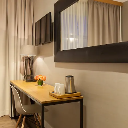 The Delphi - Townhouse Отель Амстердам