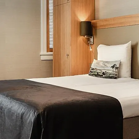 The Delphi - Townhouse Hotel