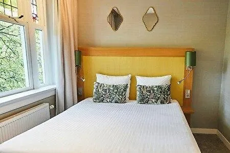 The Delphi - Townhouse 4*