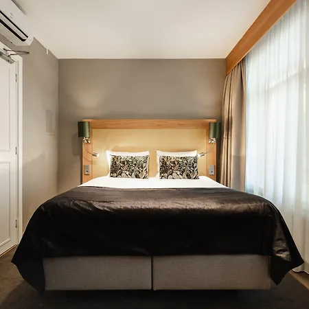 فندق The Delphi - Townhouse 4*