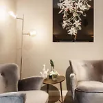 호텔 The Delphi - Townhouse 4*