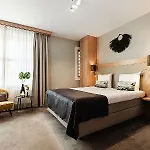 The Delphi - Townhouse Отель Амстердам