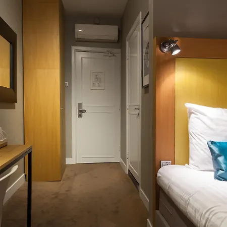 호텔 The Delphi - Townhouse 4*